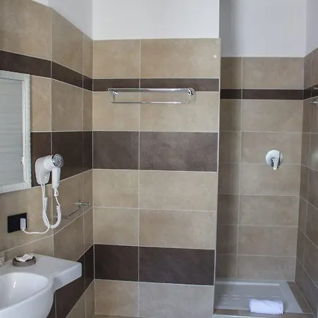 La Giummara 3*
